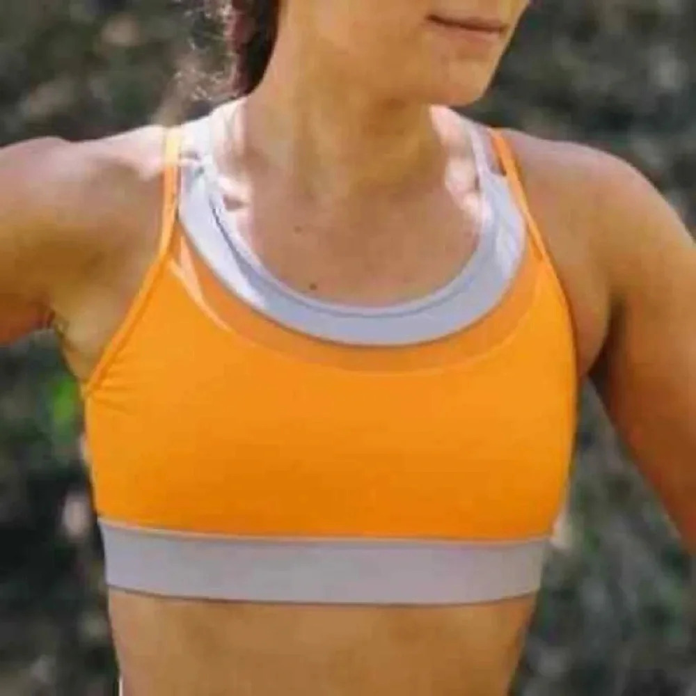 Zyia Turmeric Clasp Mesh Sports Bra Keyhole Back size L VGUC